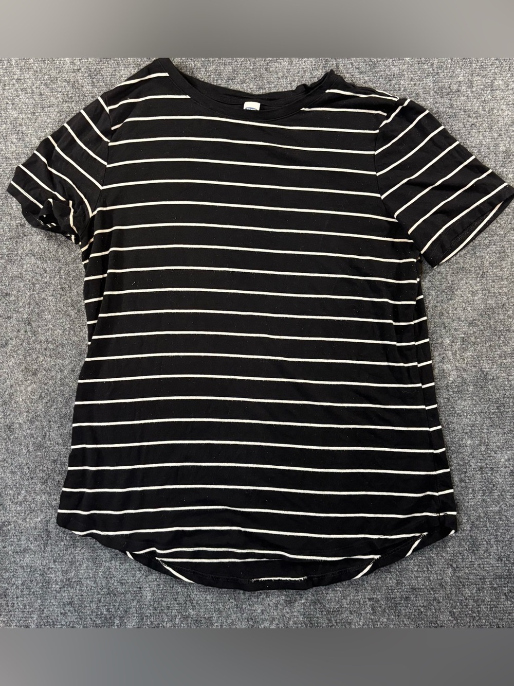 Old Navy Luxe Women’s T-Shirt Black White Stripe Size Medium Lounge Classic